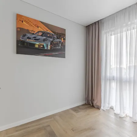 Apartament Leco *